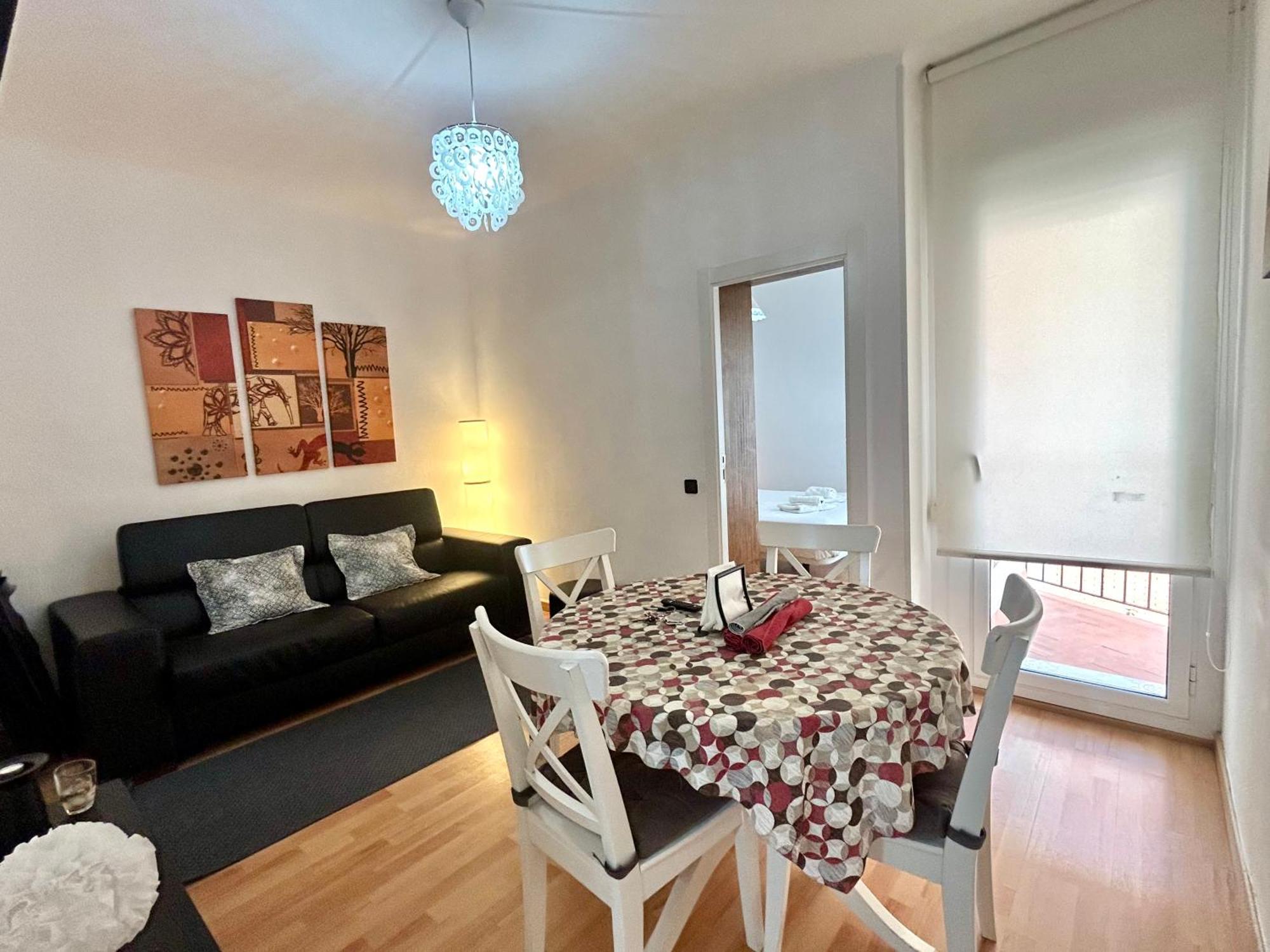 Apartment Carrer D'Olesa Barcelona Bagian luar foto