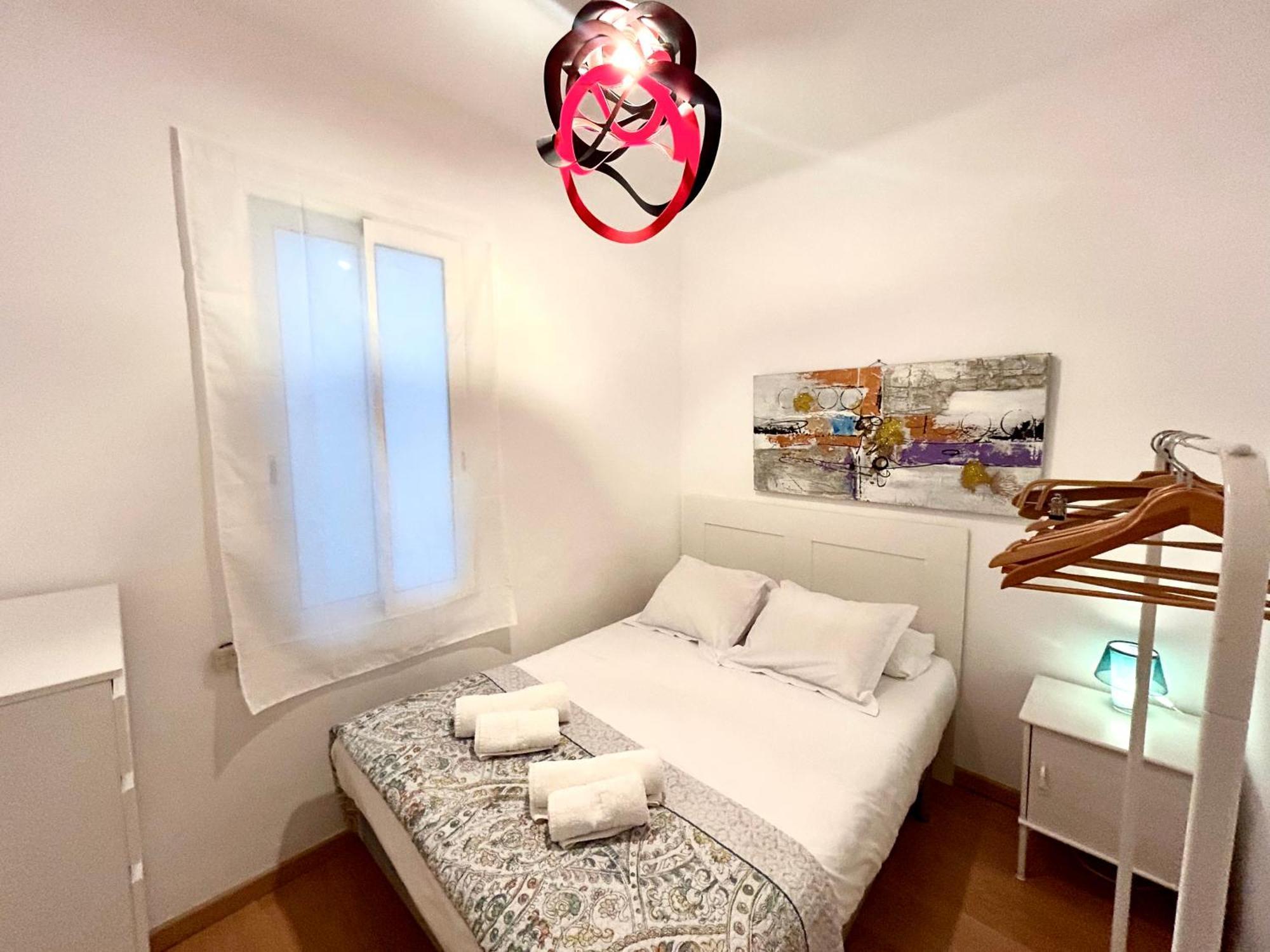 Apartment Carrer D'Olesa Barcelona Bagian luar foto