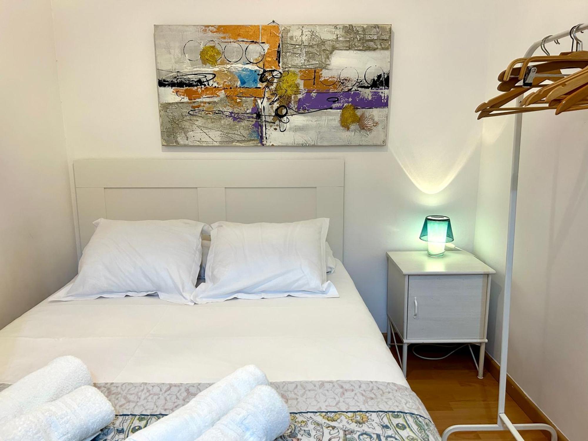 Apartment Carrer D'Olesa Barcelona Bagian luar foto